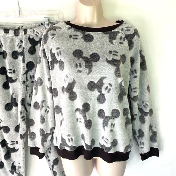 Disney Mickey Mouse Fluffy Cozy Loungewear Set M - Picture 7 of 11